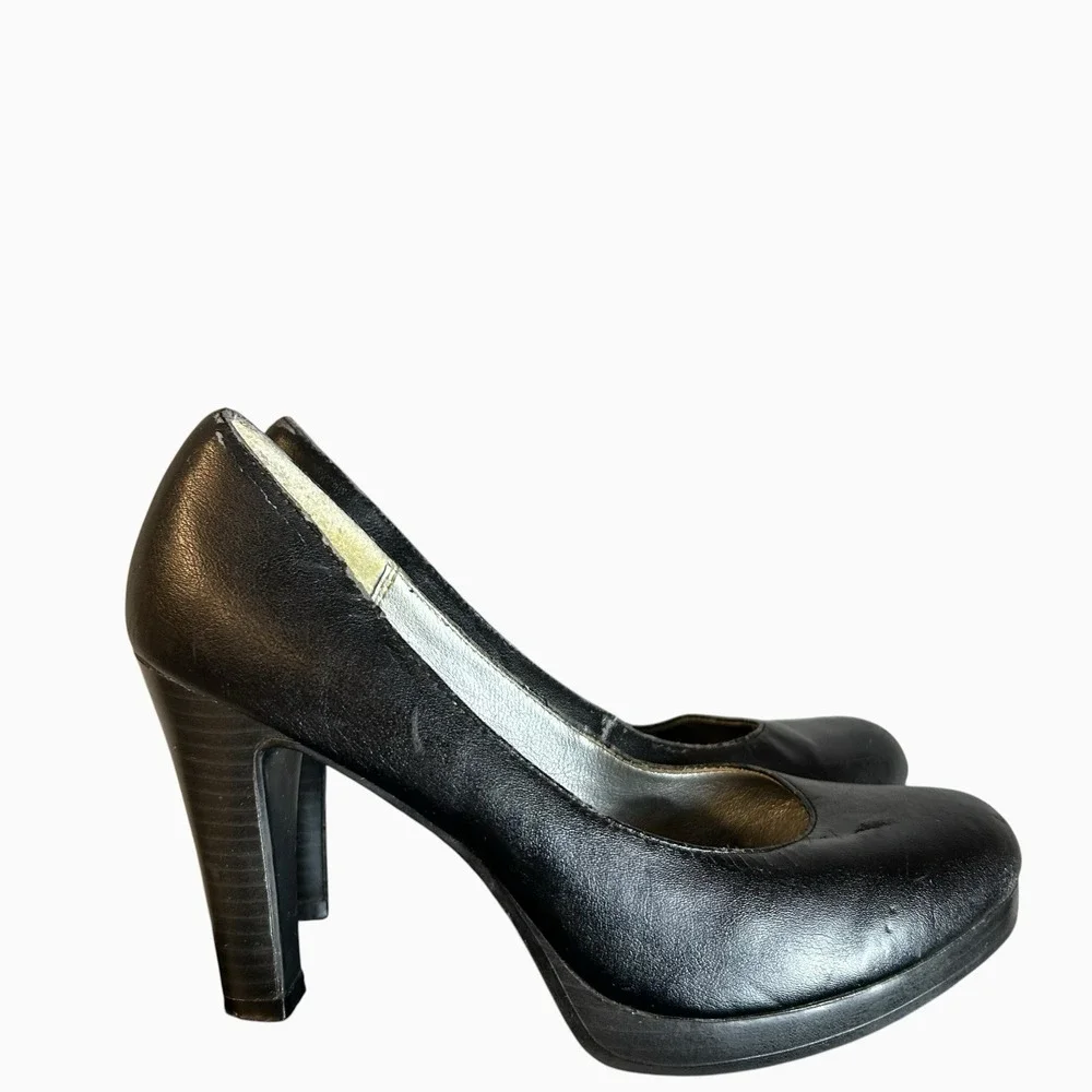 VTG Y2K Candies Black Closed Toed Leather Pumps Heels Women's Shoes Size US 6.5